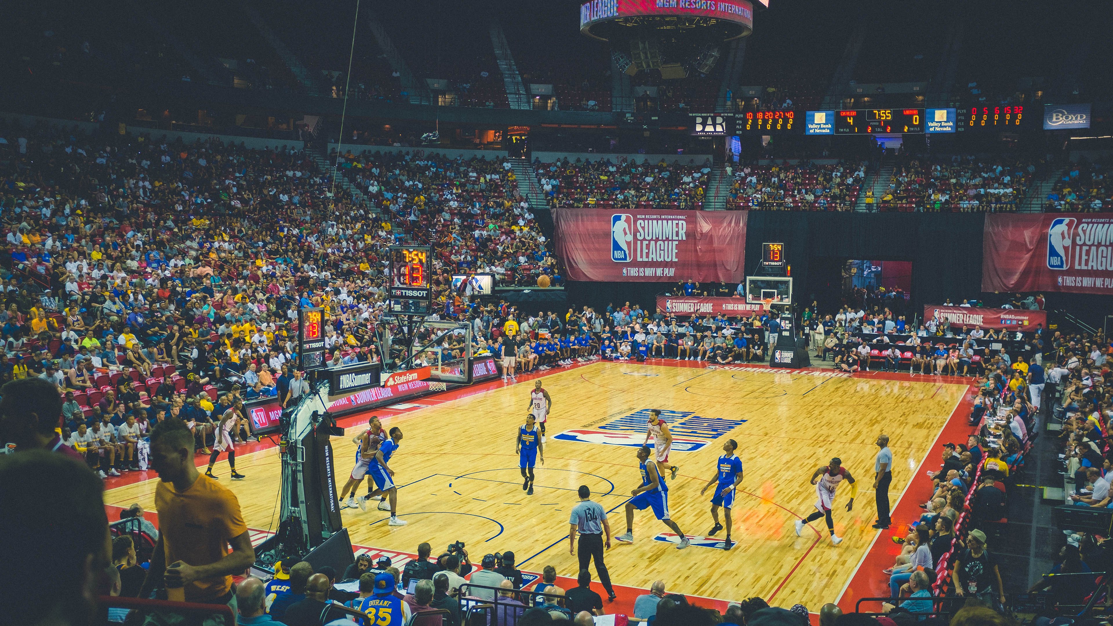 九游官网-《赛事组织者访谈：高效管理与创新玩法》，赛事组织管理实践报告