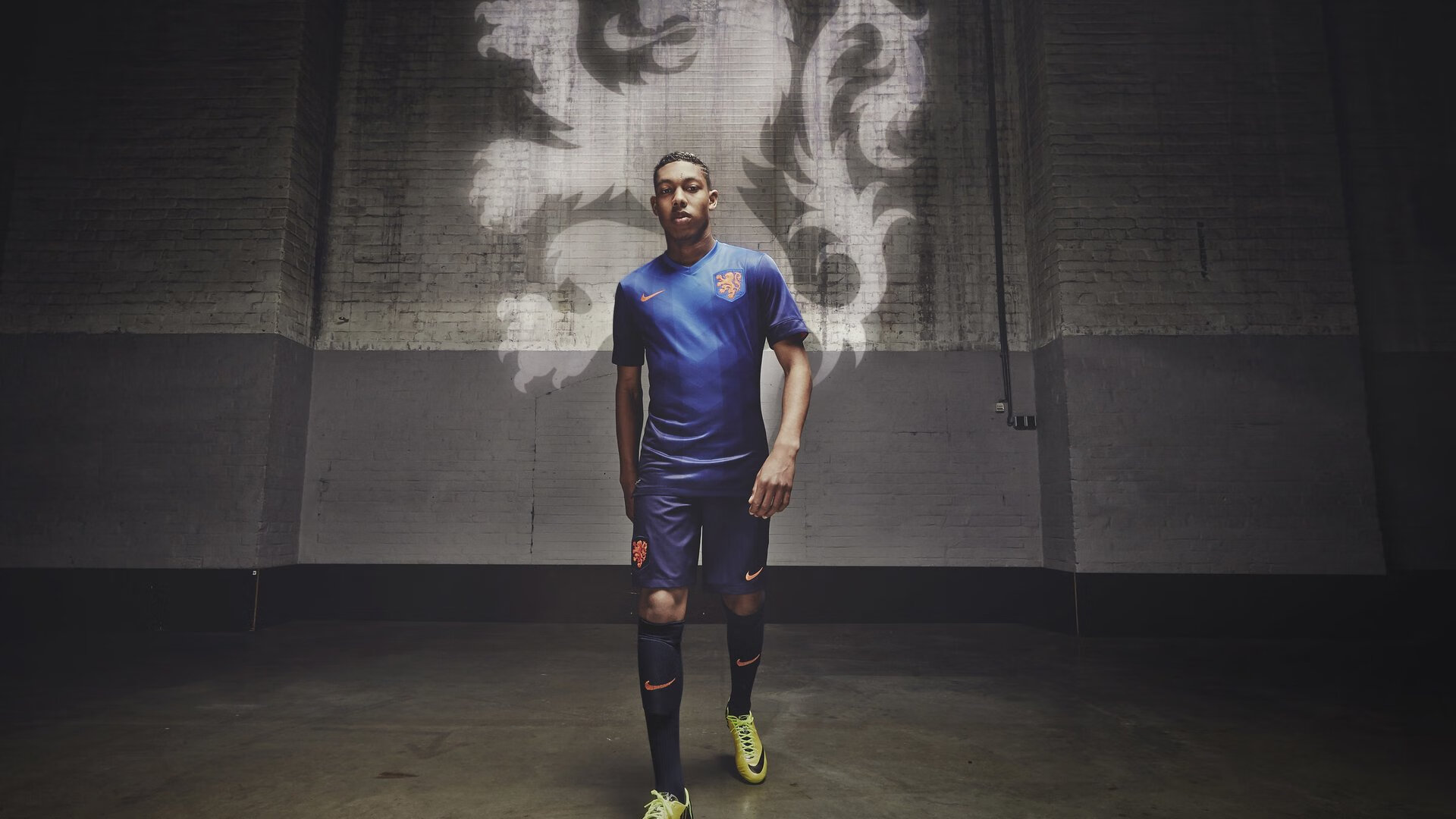 逆境中的领袖：明星队长的领导魅力，明星队队长